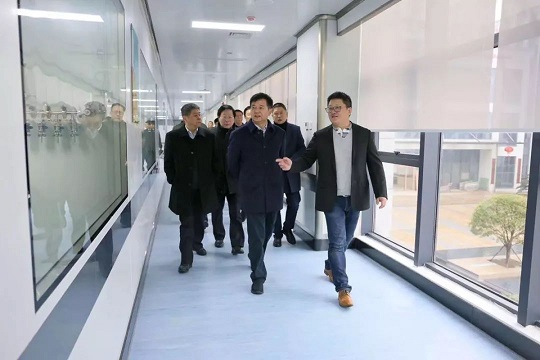 1549962035424422.jpg 2.jpg